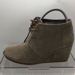 Toms Beige Suede Desert Wedge Ankle Boot